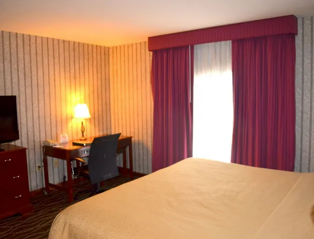 Quality inn & Suites Cincinnati I-275 hotel detail image 2