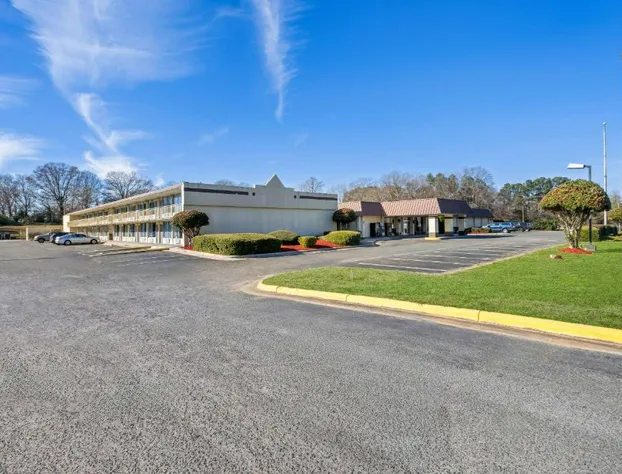 Rodeway Inn Monroe hotel detail image 4