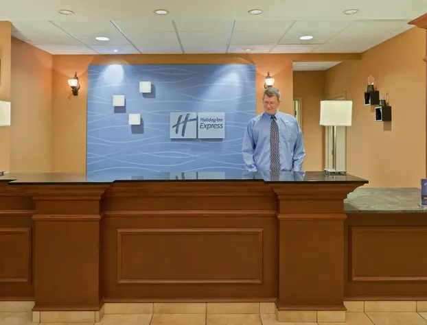 Holiday Inn Express & Suites Kent - University Area by IHG hotel detail image 4