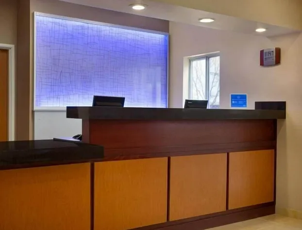 Country Inn & Suites by Radisson, Bismarck-Mandan hotel detail image 3