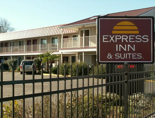 Express Inn & Suites hotel detail image 1