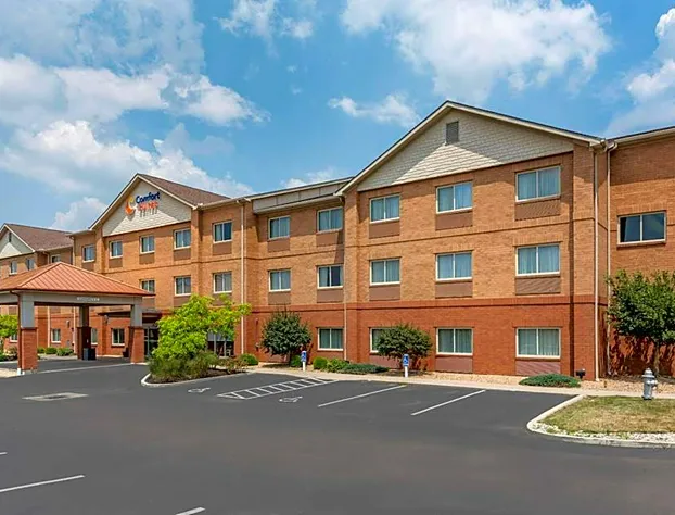Comfort Suites Mason near Kings Island hotel detail image 1