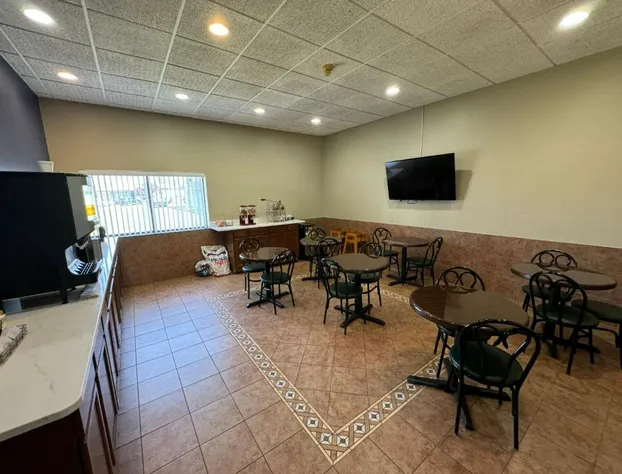 South Ridge Inn hotel detail image 2