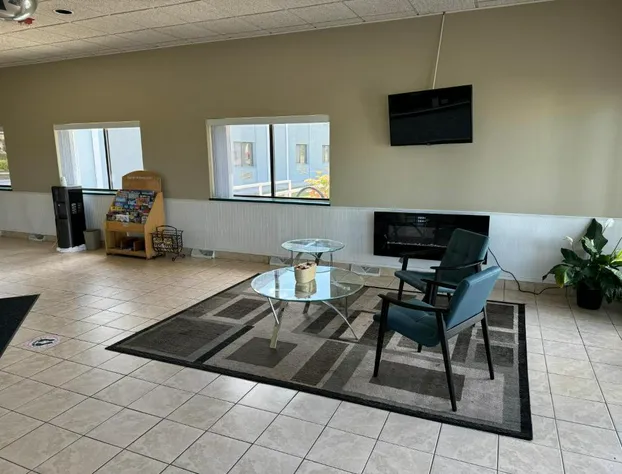 South Ridge Inn hotel detail image 3