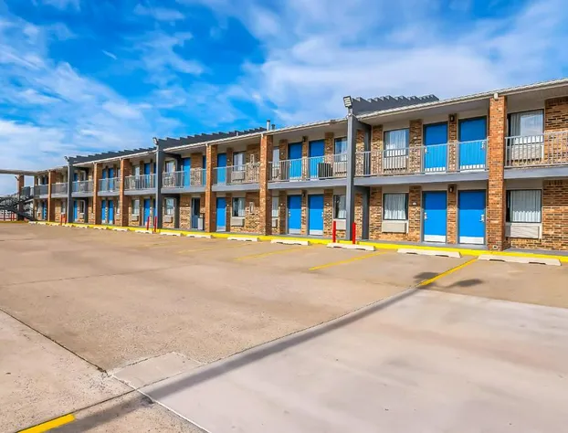 SureStay Hotel by Best Western Oklahoma City West hotel detail image 2