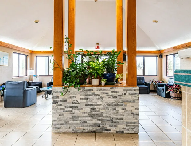 Econo Lodge Cleveland Southeast - Kent hotel detail image 4