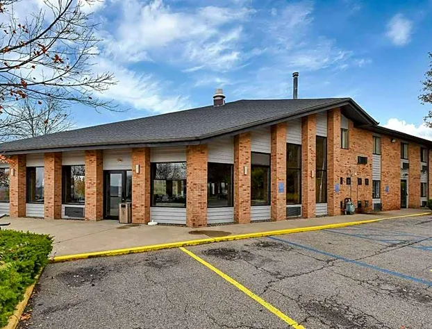 Baymont by Wyndham Zanesville hotel detail image 2