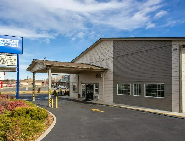 Americas Best Value Inn Burns hotel detail image 4