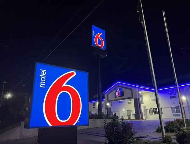 Motel 6 Tulsa, OK - Airport hotel detail image 3