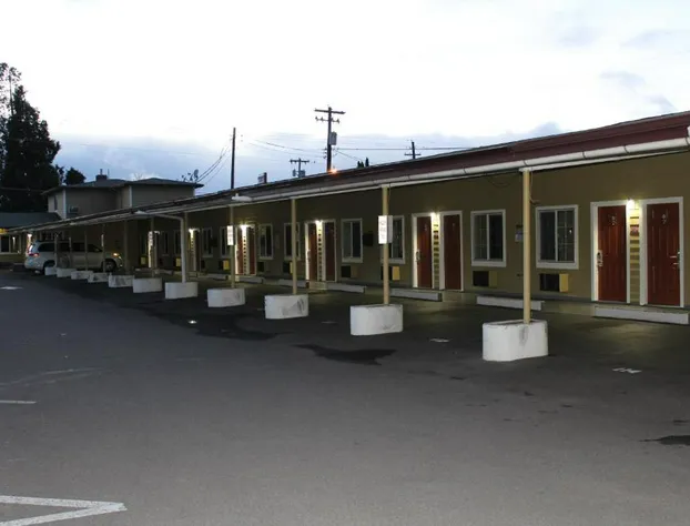 Rodeway Inn Medford South I-5 hotel detail image 1