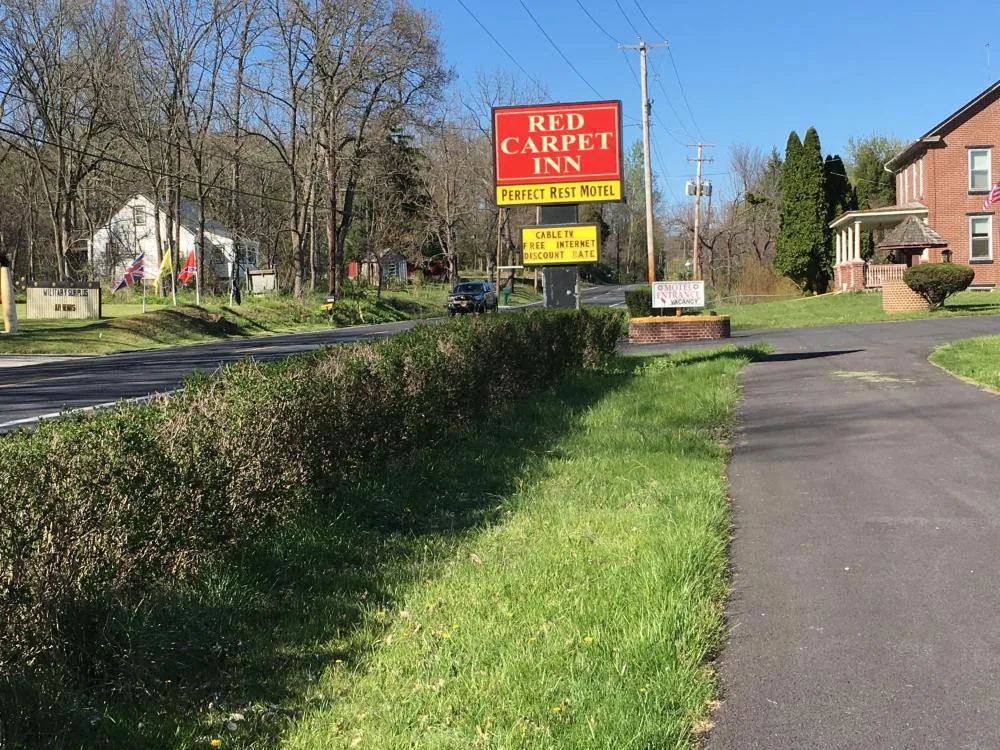 Red Carpet Inn hotel hero