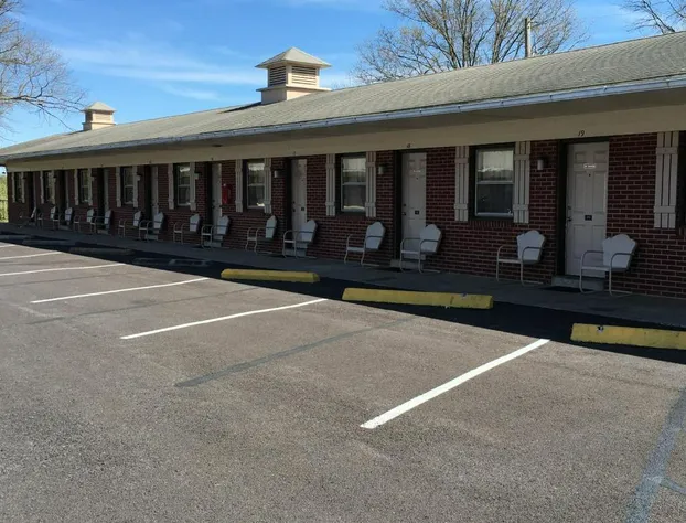 Red Carpet Inn hotel detail image 1