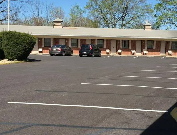 Red Carpet Inn hotel detail image 3