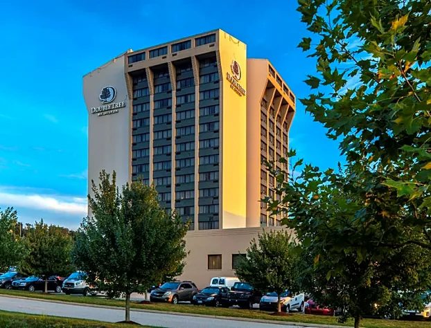 DoubleTree By Hilton Pittsburgh Monroeville Convention Center hotel detail image 1