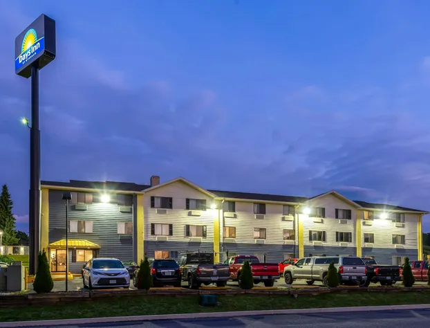 Days Inn by Wyndham Somerset PA I-70 I-76 hotel detail image 3