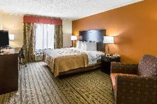 Quality Inn Crossville Near Cumberland Mountain State Park hotel detail image 4