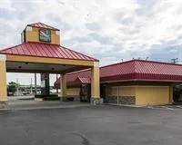 Quality Inn Dickson hotel hero