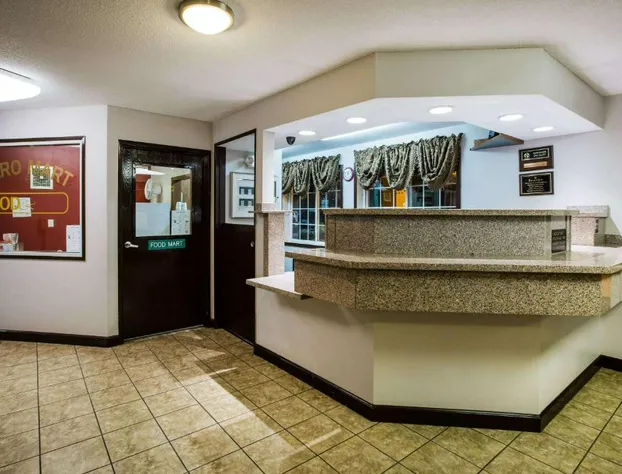 Ramada by Wyndham Sioux Falls hotel detail image 1