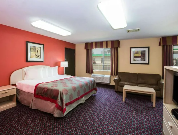 Ramada by Wyndham Sioux Falls hotel detail image 2