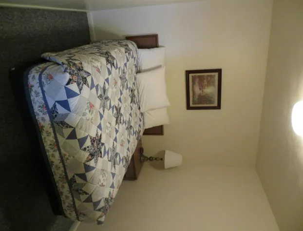 Chief Motel hotel detail image 3