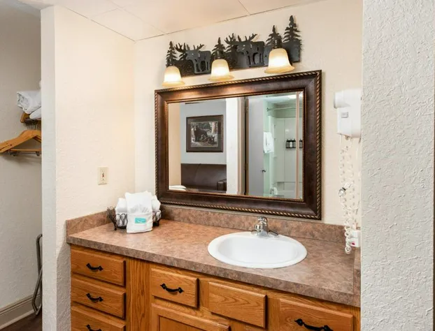 Creekstone Inn hotel detail image 4