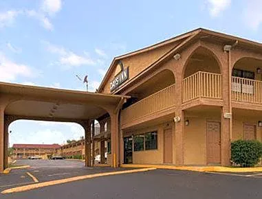 Days Inn by Wyndham Downtown-Nashville West Trinity Lane hotel detail image 2