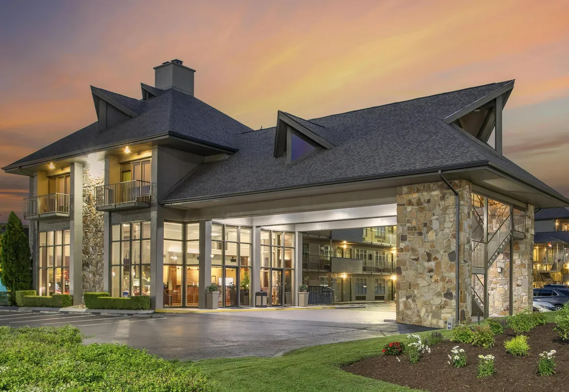 Best Western Plaza Inn hotel hero