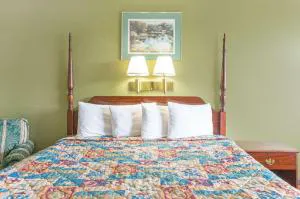 Super 8 by Wyndham Kingsport /I-81 hotel detail image 1