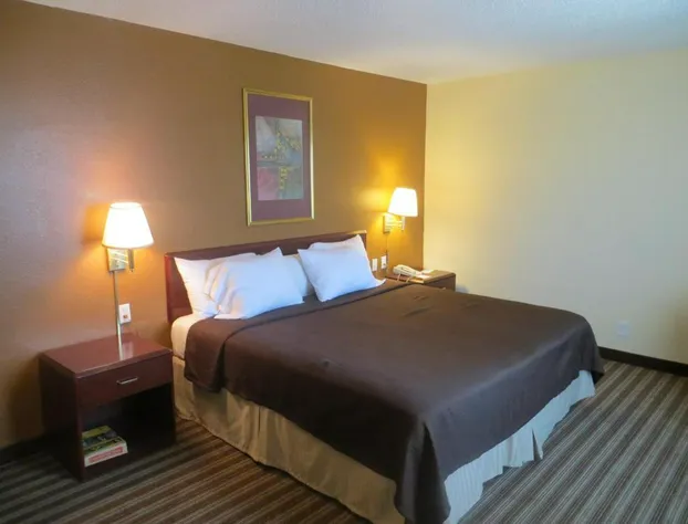 Days Inn & Suites by Wyndham Dallas hotel detail image 3