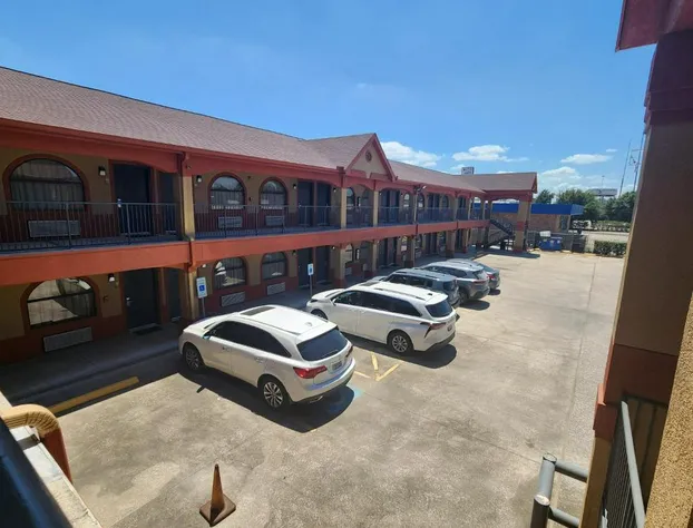 Scottish Inn & Suites hotel detail image 1