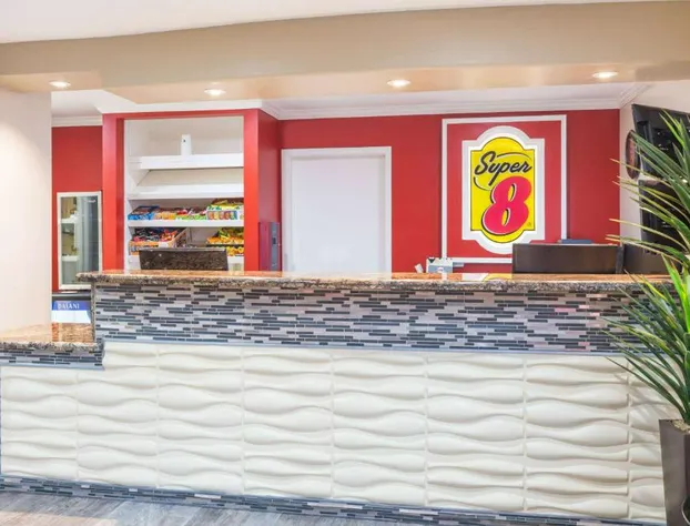 Super 8 by Wyndham Houston/NASA hotel detail image 1