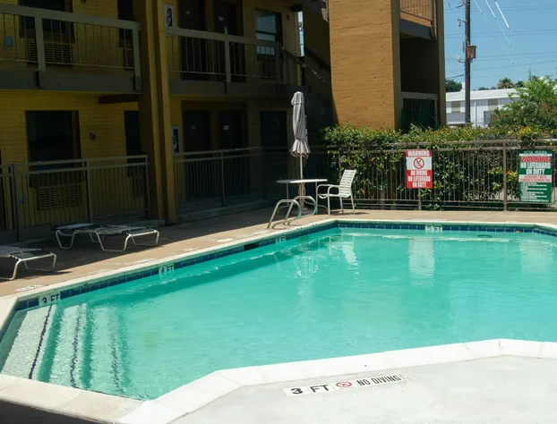 America's Inn Sugarland Stafford hotel detail image 4