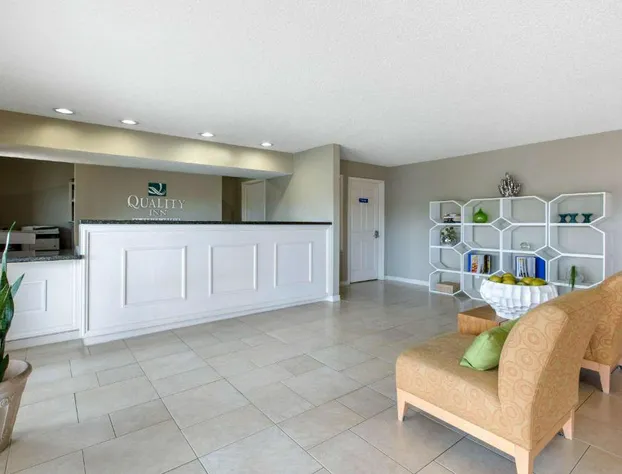 Quality Inn Clute Freeport hotel detail image 4