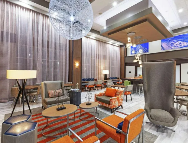 Hampton Inn & Suites Houston-Bush Intercontinental Aprt hotel detail image 3