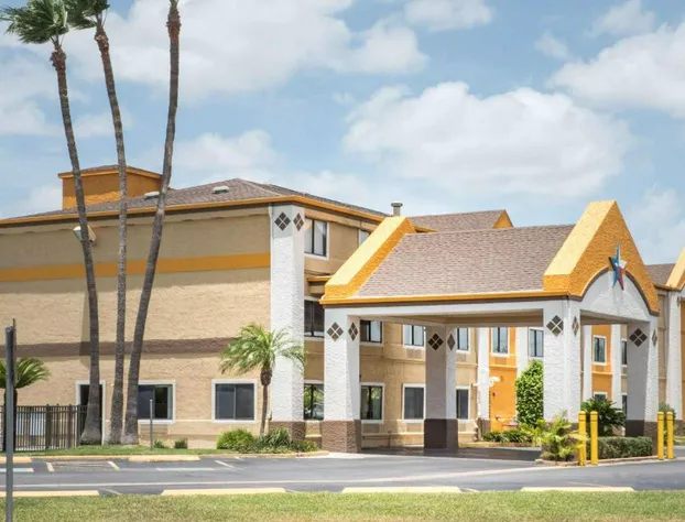 Super 8 by Wyndham Harlingen TX hotel detail image 1