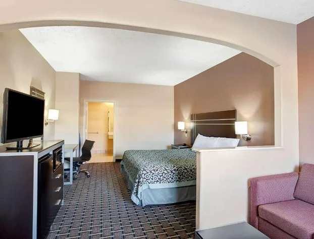 Days Inn & Suites by Wyndham Houston North/Spring hotel detail image 3