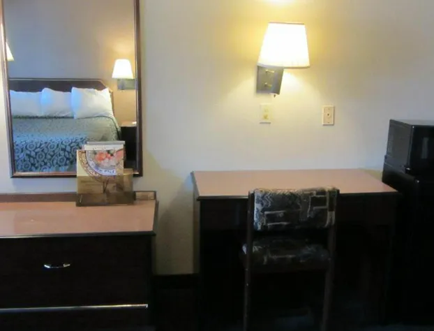 Days Inn & Suites by Wyndham Houston North/Spring hotel detail image 4