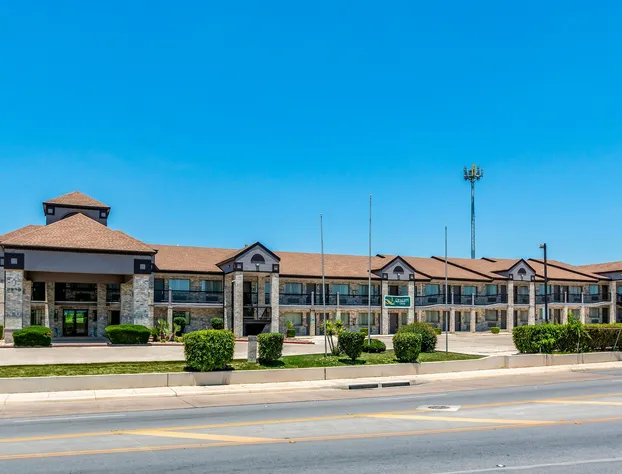 Quality Inn I-10 East near Frost Bank Center hotel detail image 1