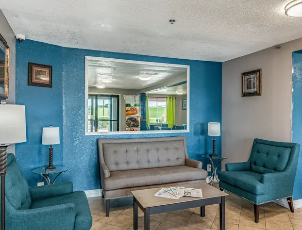 Quality Inn I-10 East near Frost Bank Center hotel detail image 4