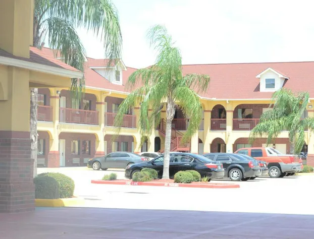 Sterling Inn and Suites at Reliant and Medical Center Houston hotel detail image 3