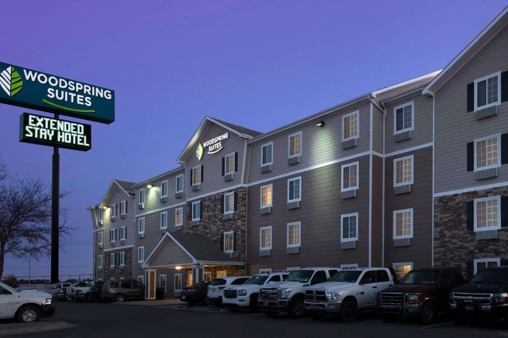 WoodSpring Suites Midland hotel hero