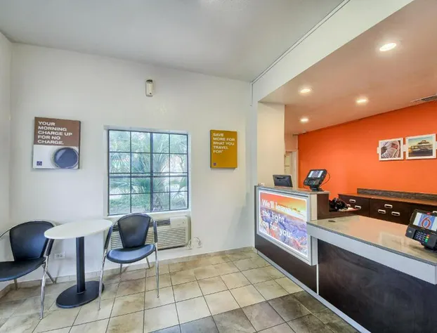 Motel 6 San Antonio, TX - Northwest Medical Center hotel detail image 3