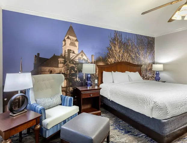 Clarion Pointe Sulphur Springs hotel detail image 4