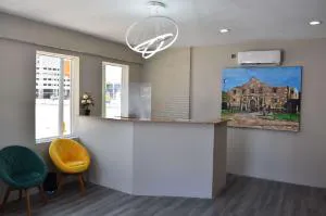 Days Inn by Wyndham San Antonio Alamo/Riverwalk hotel detail image 1