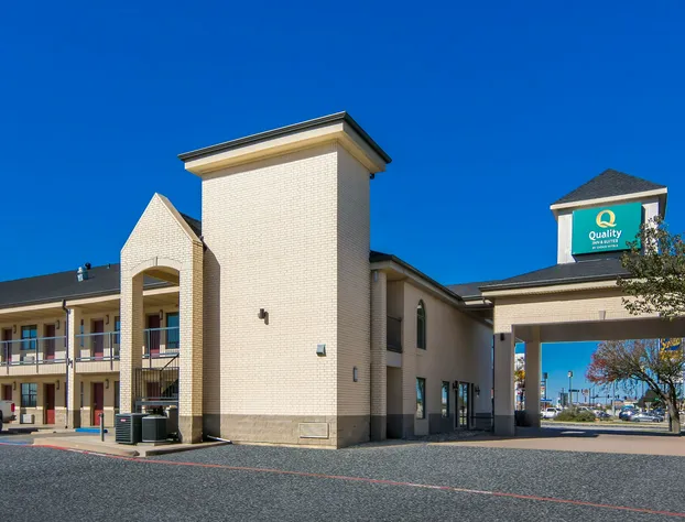 Quality Inn & Suites Weatherford hotel detail image 1