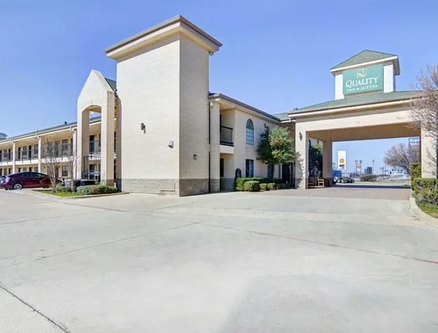 Quality Inn & Suites Weatherford hotel detail image 3