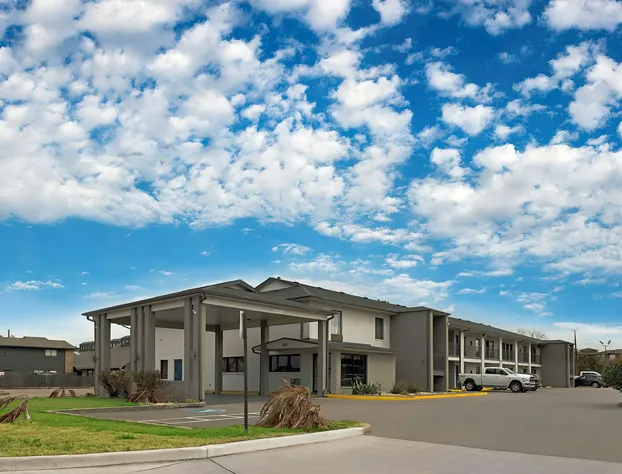 Studio 6 Waco, TX - Downtown - Baylor hotel detail image 2