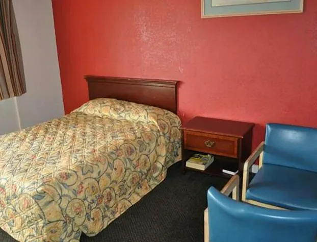 Belmont Inn And Suites hotel detail image 1