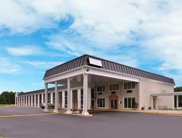 Americas Best Value Inn Richmond South hotel detail image 1