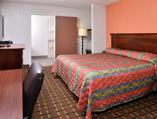 Americas Best Value Inn Richmond South hotel detail image 3